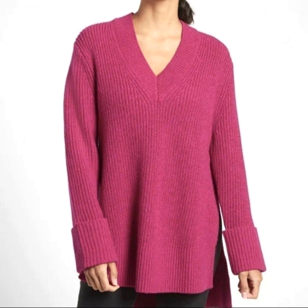 Athleta Shasta V-neck sweater pink XS NWT